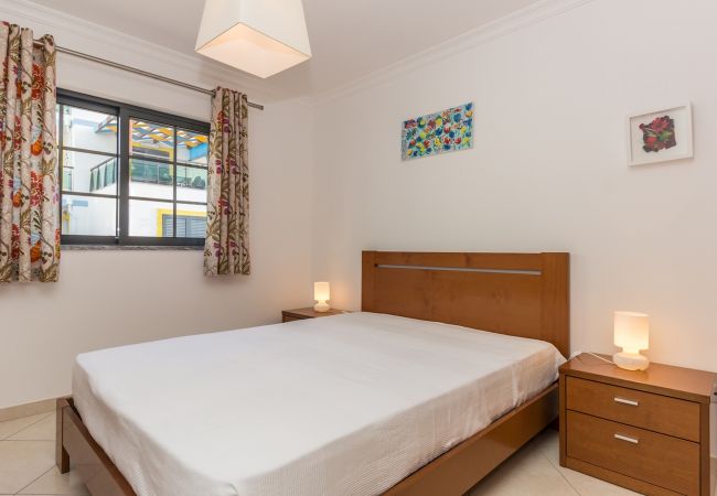 Apartment in Manta Rota - T2 in condominium with pool and WIFI by AlgarveManta (13T2) Apartment in Manta Rota - T2 in condominium with pool and WIFI by AlgarveManta (13T2)