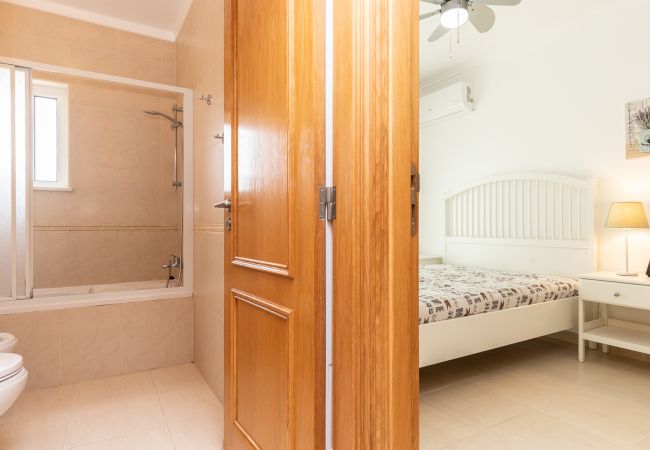 Terraced House in Manta Rota - House with 2 bedrooms only 200 meters from the beach by AlgarveManta (1V2) Terraced House in Manta Rota - House with 2 bedrooms only 200 meters from the beach by AlgarveManta (1V2)