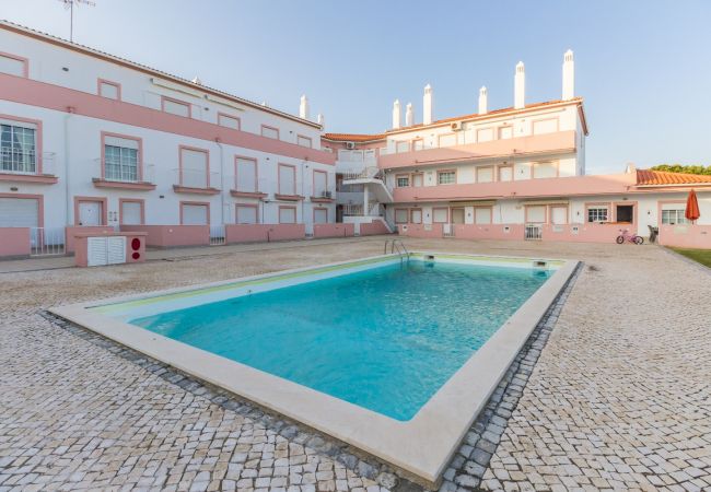 Apartment in Manta Rota - 2 bedroom apartment in condominium with swimming pool  by AlgarveManta (18T2) Apartment in Manta Rota - 2 bedroom apartment in condominium with swimming pool  by AlgarveManta (18T2)