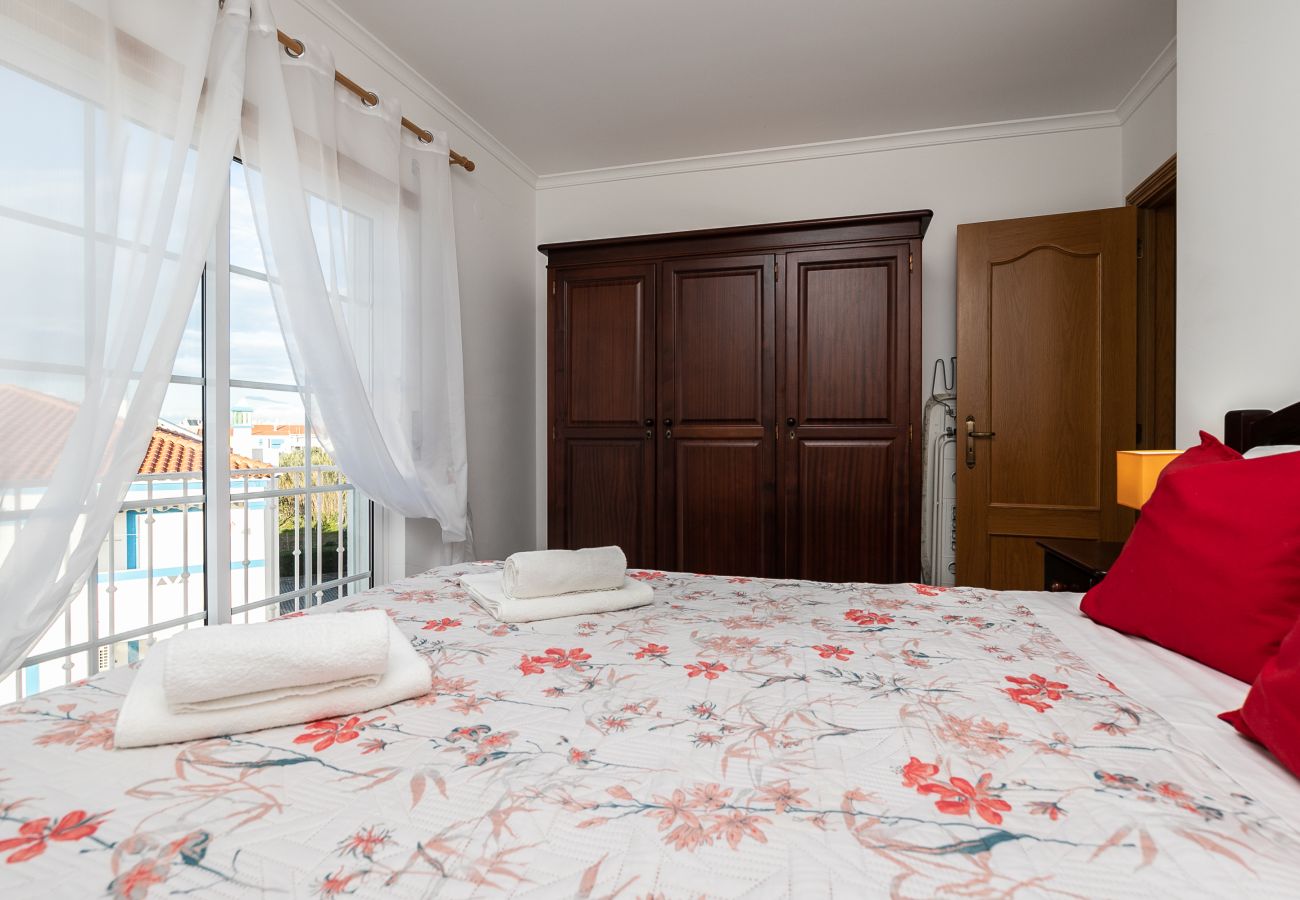Apartment in Manta Rota - 2 bedroom apartment in condominium with swimming pool  by AlgarveManta (18T2)