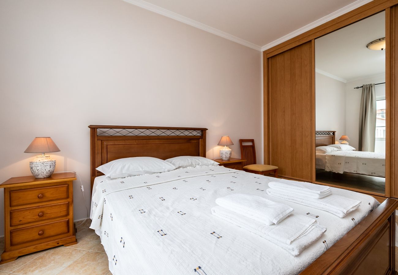 Residence in Manta Rota - 2 bedroom villa with parking and patio by AlgarveManta (4V2)