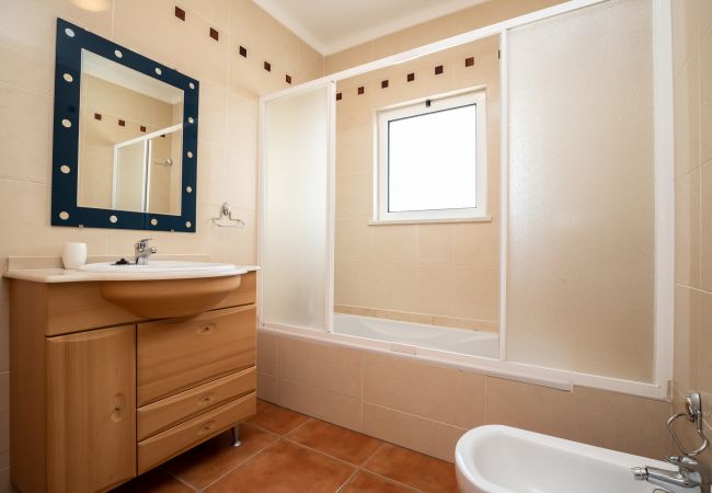 Terraced House in Manta Rota - 2 bedroom villa with patio and parking by AlgarveManta (2V2) Terraced House in Manta Rota - 2 bedroom villa with patio and parking by AlgarveManta (2V2)