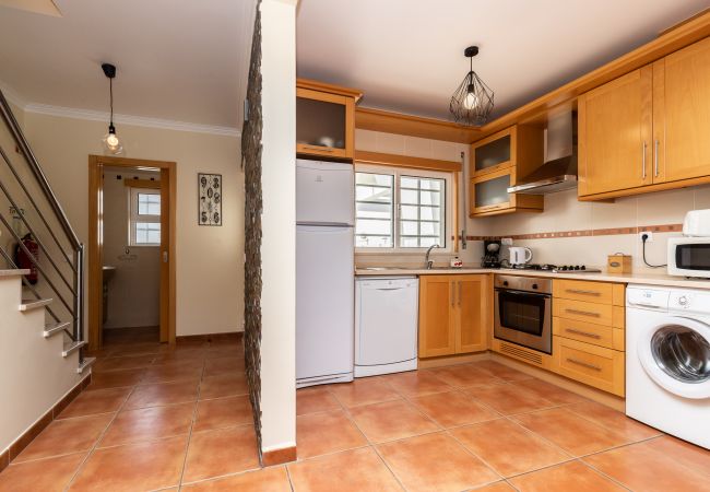 Terraced House in Manta Rota - 2 bedroom villa with patio and parking by AlgarveManta (2V2) Terraced House in Manta Rota - 2 bedroom villa with patio and parking by AlgarveManta (2V2)