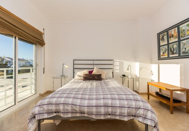 Terraced House in Manta Rota - Villa with 2 bedrooms and patio by AlgarveManta (6V2) Terraced House in Manta Rota - Villa with 2 bedrooms and patio by AlgarveManta (6V2)