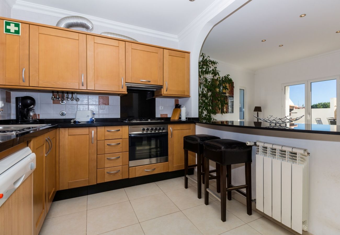 House in Manta Rota - 3 Bedroom Villa with private pool by AlgarveManta (39V3)