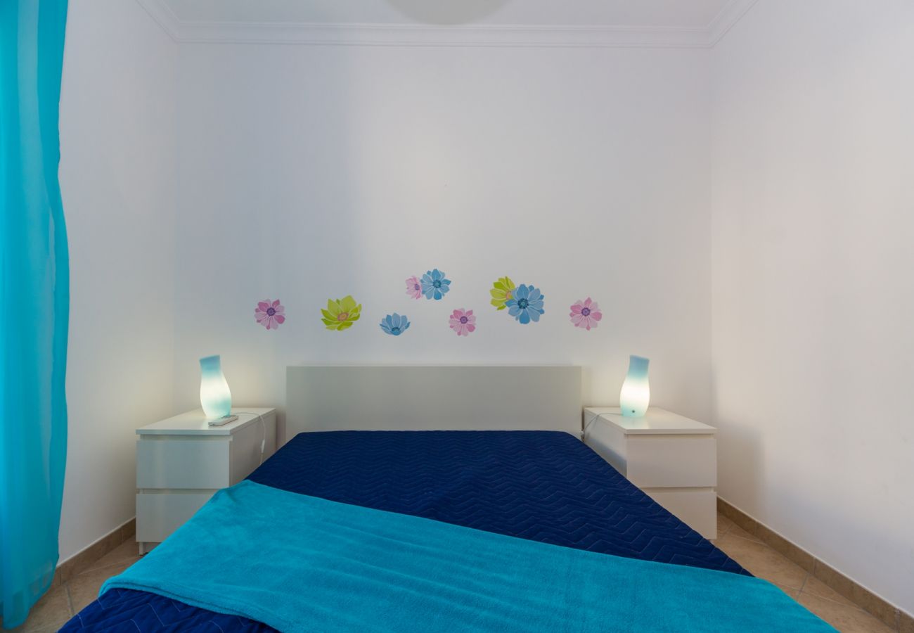 Residence in Manta Rota - 3 bedroom villa in condominium with swimming pool by AlgarveManta (12V3)
