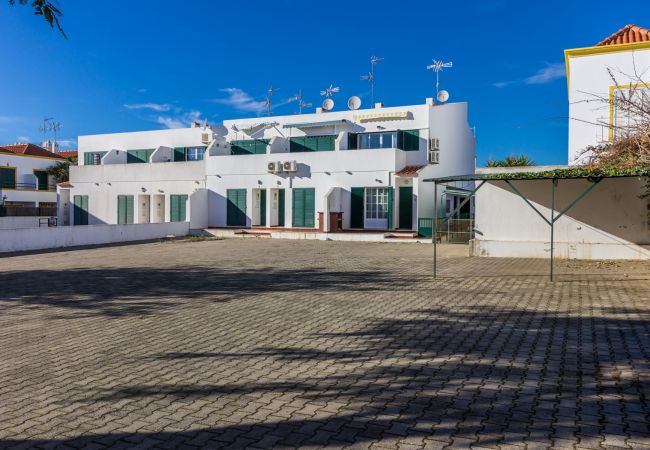 Apartment in Manta Rota - 2 bedroom apartment near the beach by AlgarveManta (24T2) Apartment in Manta Rota - 2 bedroom apartment near the beach by AlgarveManta (24T2)