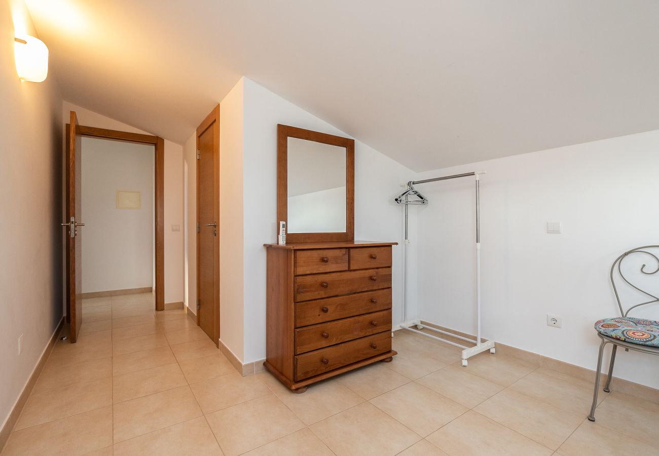 Townhouse in Manta Rota - 3 bedroom villa on the 1st line of beach and Wi-Fi by AlgarveManta (14V3)