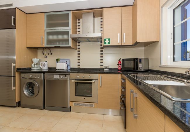 Terraced House in Manta Rota - 3 bedroom villa on the 1st line of beach and Wi-Fi by AlgarveManta (21V3) Terraced House in Manta Rota - 3 bedroom villa on the 1st line of beach and Wi-Fi by AlgarveManta (21V3)