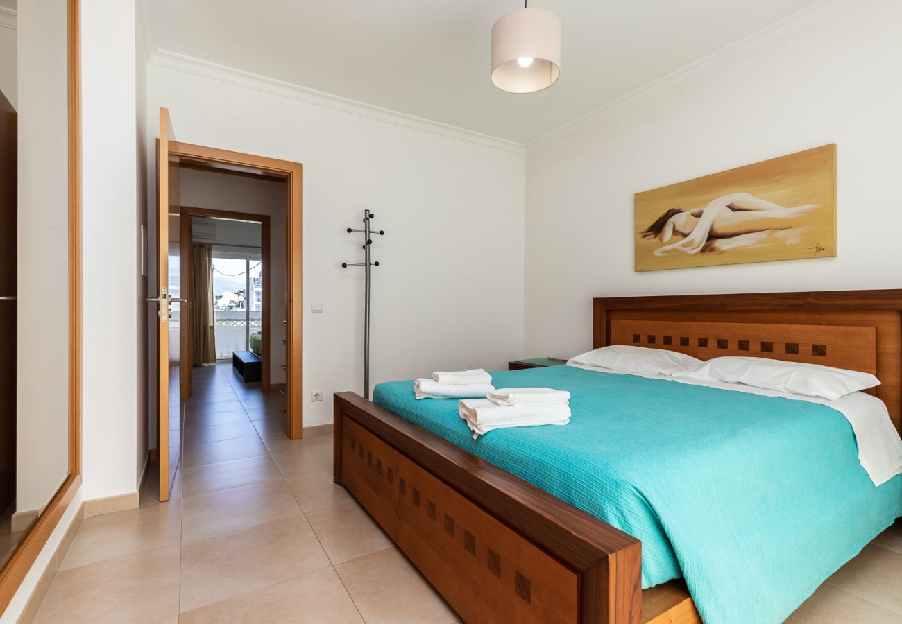 House in Manta Rota - Villa with parking in the center of the village by AlgarveManta (10V3)