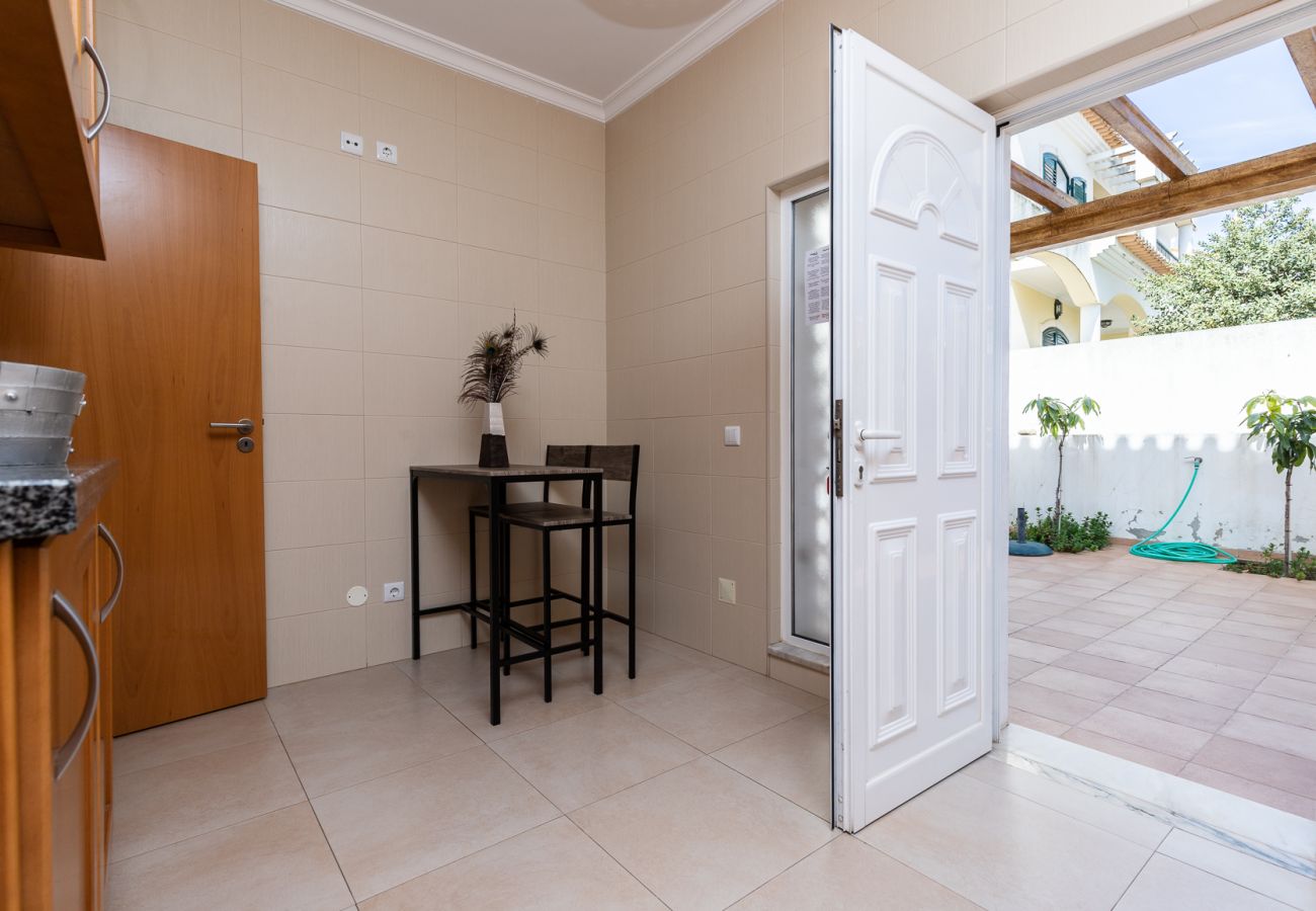 House in Manta Rota - Villa with parking in the center of the village by AlgarveManta (10V3)