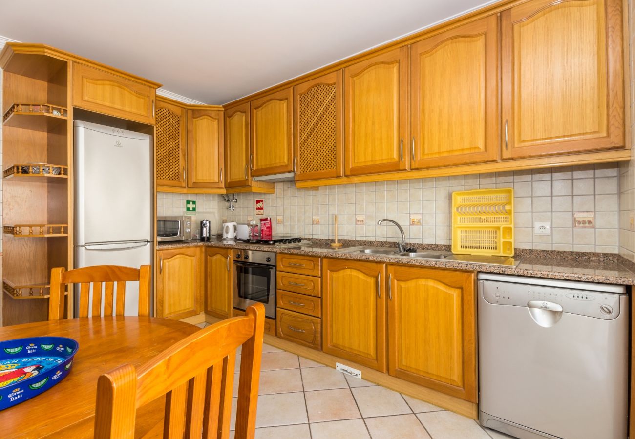 House in Manta Rota - 3 bedroom villa on the 1st line of beach and Wi-Fi by AlgarveManta (20V3)