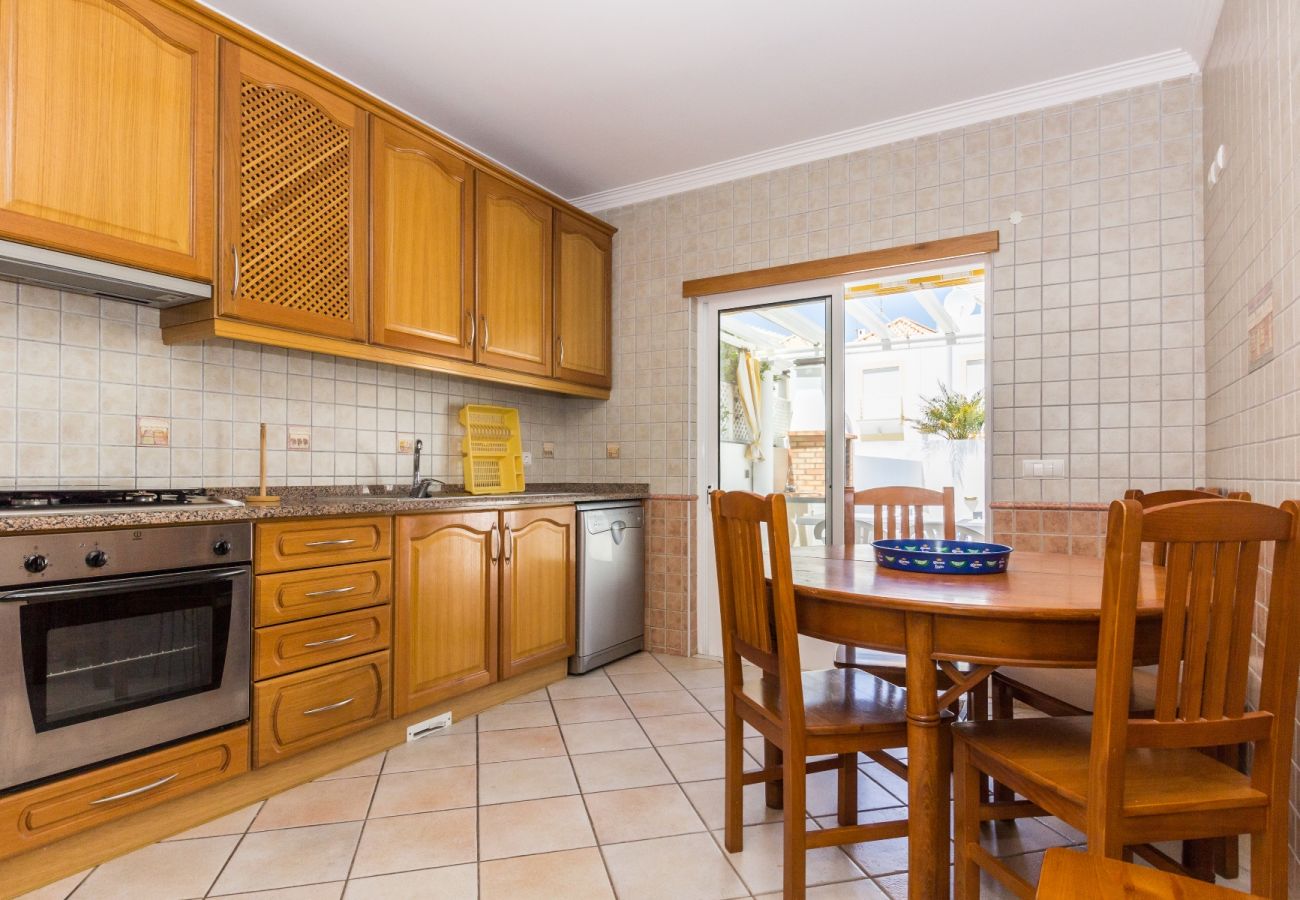 House in Manta Rota - 3 bedroom villa on the 1st line of beach and Wi-Fi by AlgarveManta (20V3)