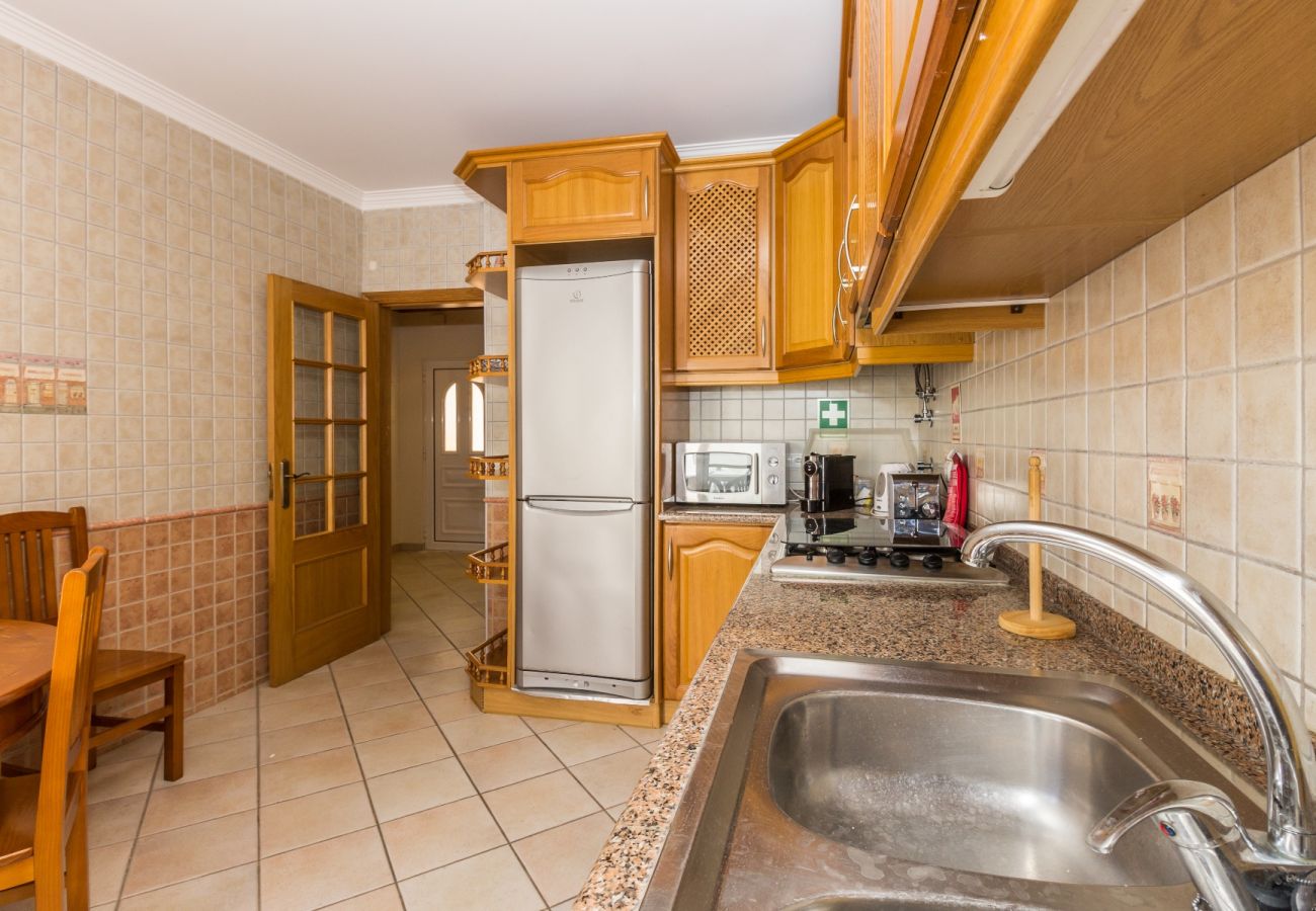 House in Manta Rota - 3 bedroom villa on the 1st line of beach and Wi-Fi by AlgarveManta (20V3)