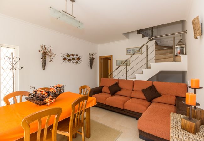  in Manta Rota - 3 bedroom villa with private pool close to the beach by AlgarveManta