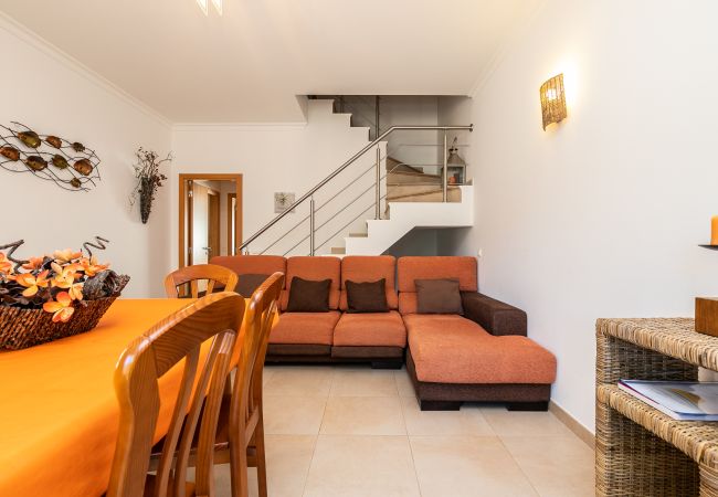 House in Manta Rota - 3 bedroom villa with private pool close to the beach by AlgarveManta (23V3) House in Manta Rota - 3 bedroom villa with private pool close to the beach by AlgarveManta (23V3)