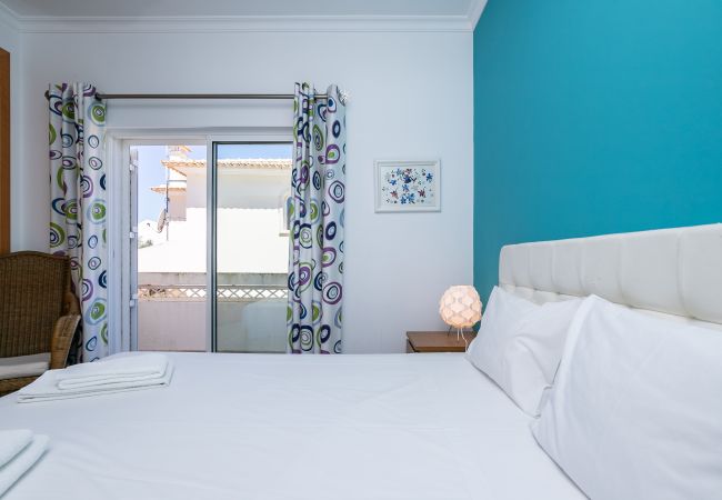 House in Manta Rota - 3 bedroom villa with private pool close to the beach by AlgarveManta (23V3) House in Manta Rota - 3 bedroom villa with private pool close to the beach by AlgarveManta (23V3)