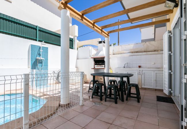 House in Manta Rota - 3 bedroom villa with private pool close to the beach by AlgarveManta (23V3) House in Manta Rota - 3 bedroom villa with private pool close to the beach by AlgarveManta (23V3)