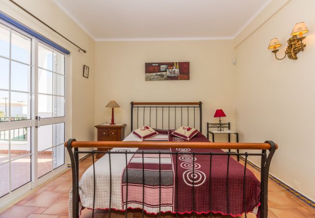 House in Manta Rota - Villa with private pool and patio 800m from the beach by AlgarveManta (9V3) House in Manta Rota - Villa with private pool and patio 800m from the beach by AlgarveManta (9V3)