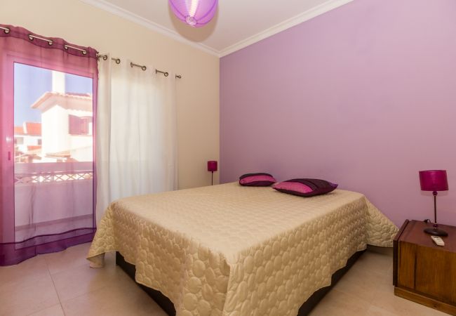 Terraced House in Manta Rota - 3 bedroom villa with private pool and Wi-Fi by AlgarveManta (25V3) Terraced House in Manta Rota - 3 bedroom villa with private pool and Wi-Fi by AlgarveManta (25V3)