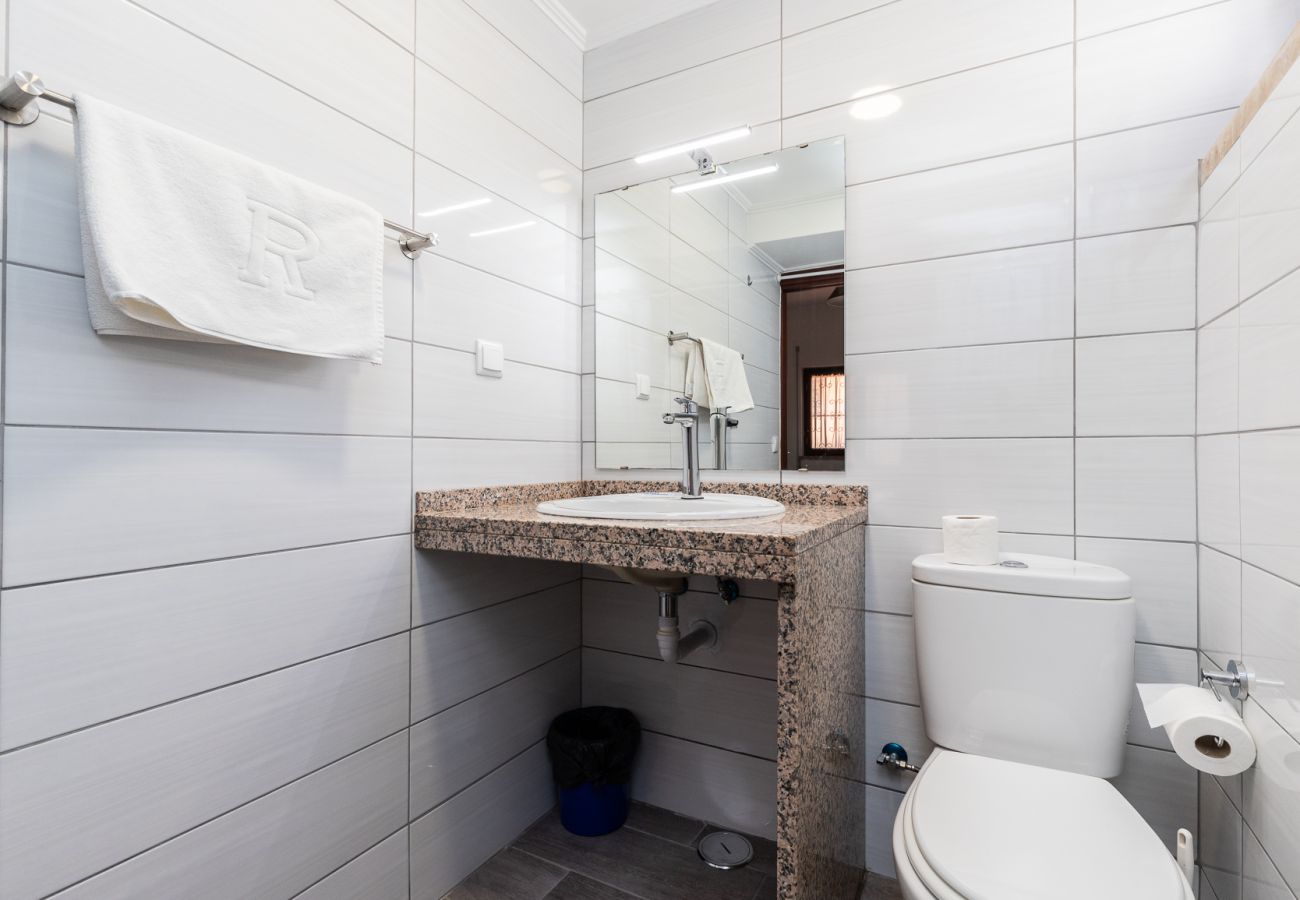 House in Manta Rota - Villa with parking for 2 cars at 400m from the beach and Wi-Fi by AlgarveManta (48V3)
