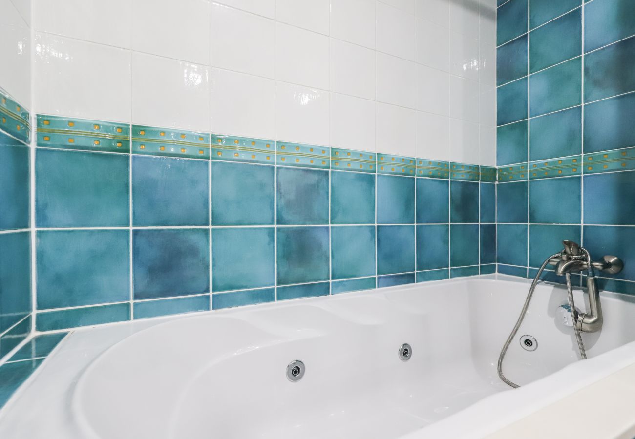 Residence in Manta Rota - House in condominium with swimming pool 650m from the beach by AlgarveManta (51V3)