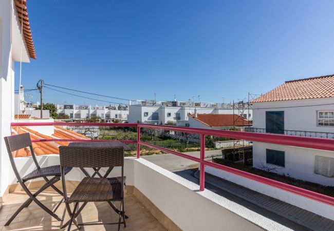 Apartment in Manta Rota - 1 bedroom apartment 50 m from the beach and Wi-Fi by AlgarveManta (5T1) Apartment in Manta Rota - 1 bedroom apartment 50 m from the beach and Wi-Fi by AlgarveManta (5T1)