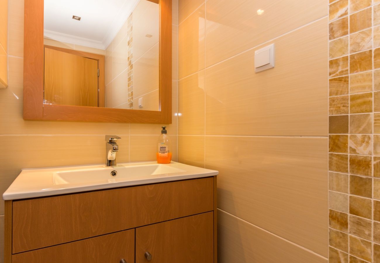 Residence in Manta Rota - 3 bedroom villa with shared pool by AlgarveManta (1V3)