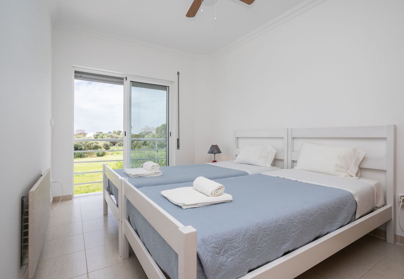 Terraced House in Manta Rota - Villa with 2 bedrooms and patio by AlgarveManta (8V2)