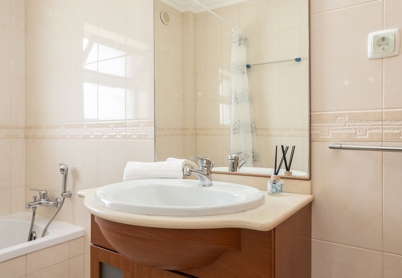 Terraced House in Manta Rota - Villa with 2 bedrooms and patio by AlgarveManta (8V2)