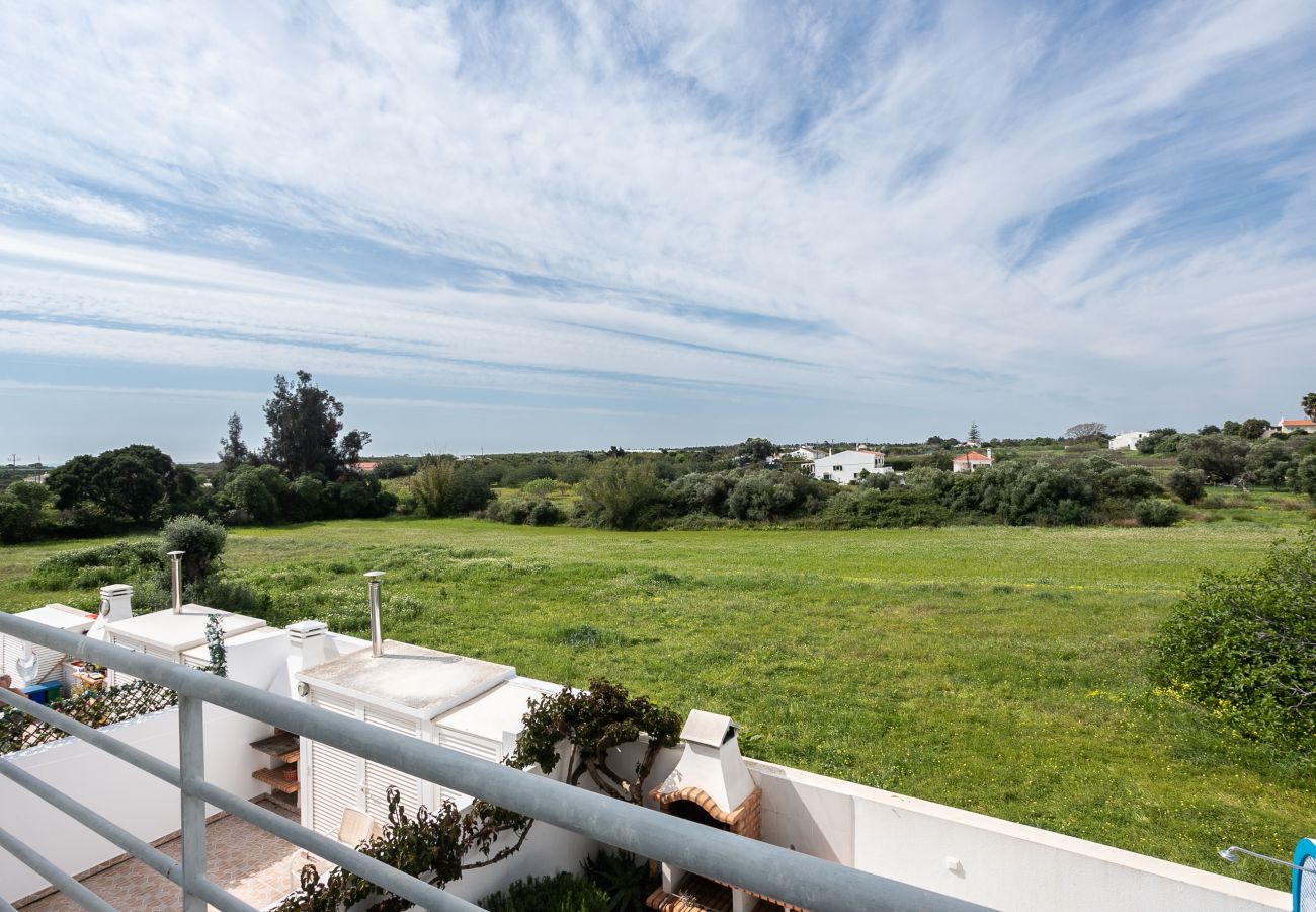 Terraced House in Manta Rota - Villa with 2 bedrooms and patio by AlgarveManta (8V2)