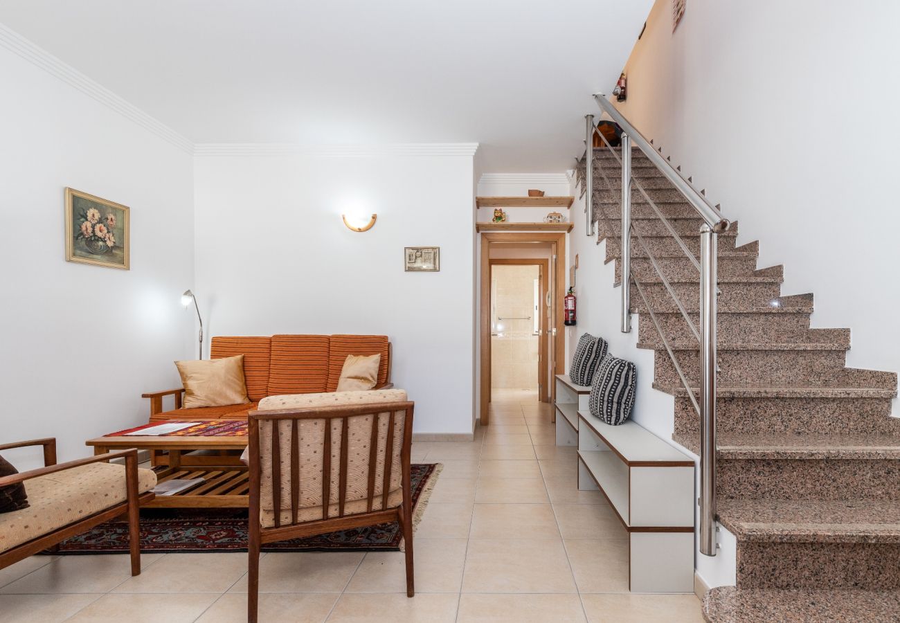 Townhouse in Manta Rota - 17V2