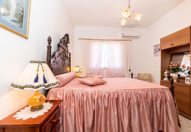 Apartment in Manta Rota - 2 bedroom flat with backyard by AlgarveManta (35T2) Apartment in Manta Rota - 2 bedroom flat with backyard by AlgarveManta (35T2)