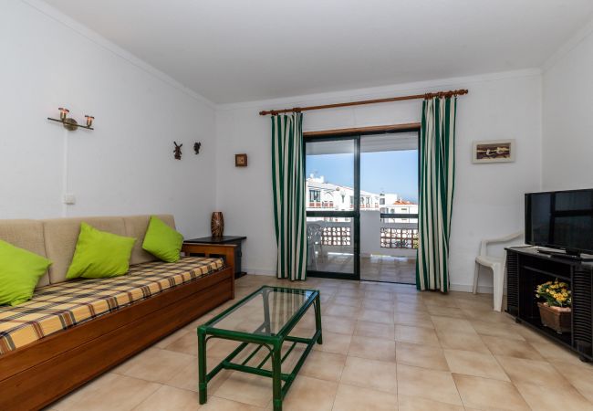 Apartment in Manta Rota - 37T2