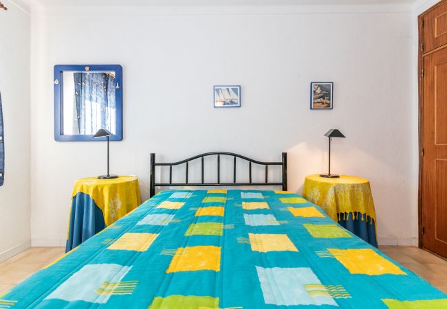 Apartment in Manta Rota - 37T2