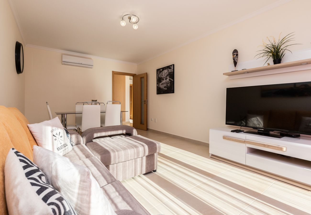 Apartment in Manta Rota - 2 bedroom apartment with Wi-Fi by AlgarveManta (8T2)