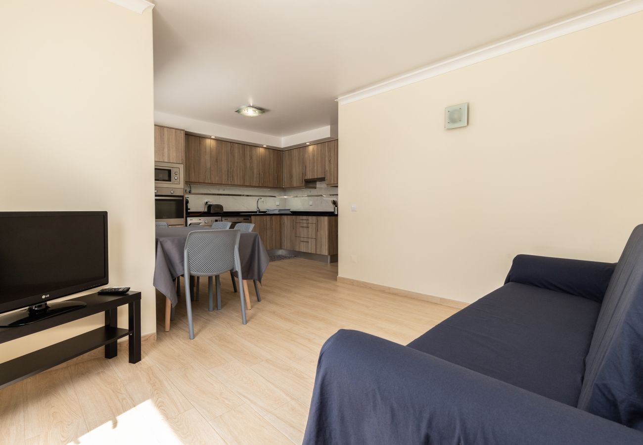 Apartment in Manta Rota - T2 in condominium with pool by AlgarveManta (3T2)