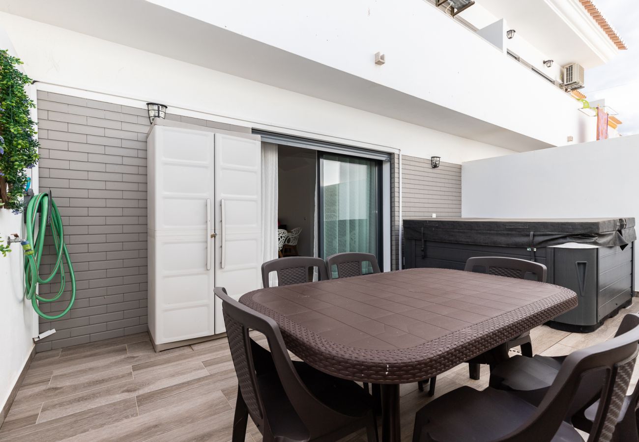 Villa in Manta Rota - 3 bedroom villa 100m from the beach by AlgarveManta (5V3)