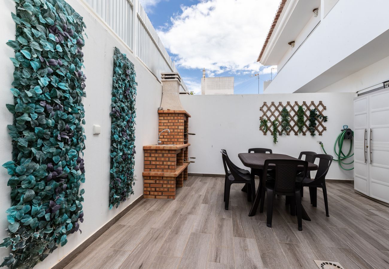 Villa in Manta Rota - 3 bedroom villa 100m from the beach by AlgarveManta (5V3)