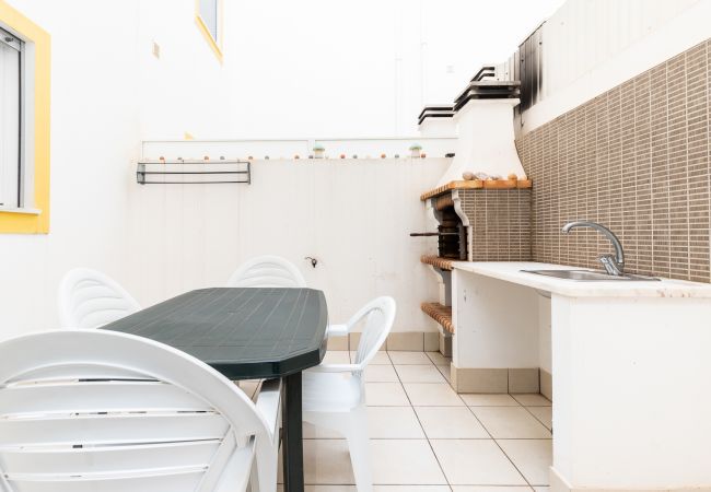 Apartment in Manta Rota - Apartment in condominium with swimming pool at 50m from the beach by AlgarveManta (9T2) Apartment in Manta Rota - Apartment in condominium with swimming pool at 50m from the beach by AlgarveManta (9T2)