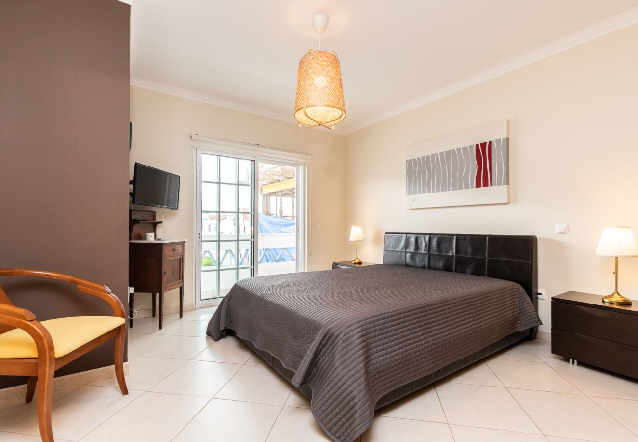 Villa in Manta Rota - 3 bedroom villa with private pool and Wi-Fi by AlgarveManta (13V3)
