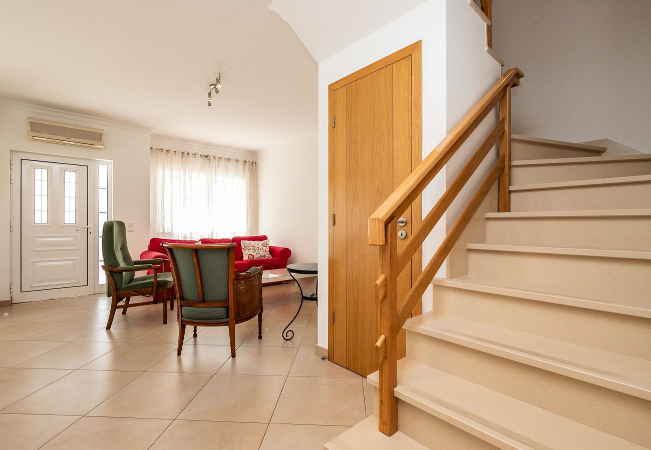 Townhouse in Manta Rota - 3 bedroom villa in condominium with pool by AlgarveManta (3V3)