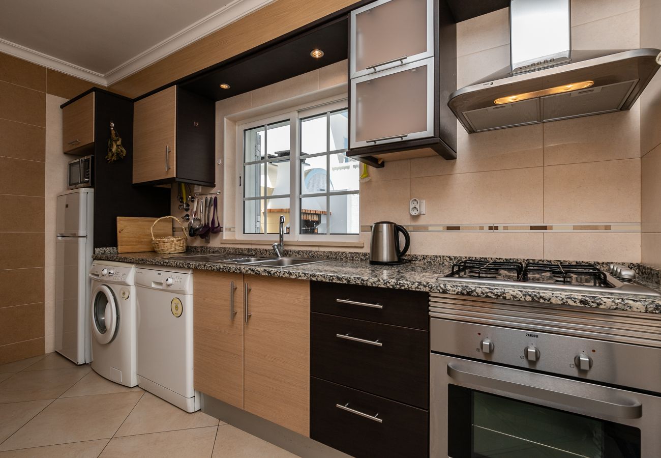 Townhouse in Manta Rota - 3 bedroom villa in condominium with pool by AlgarveManta (3V3)