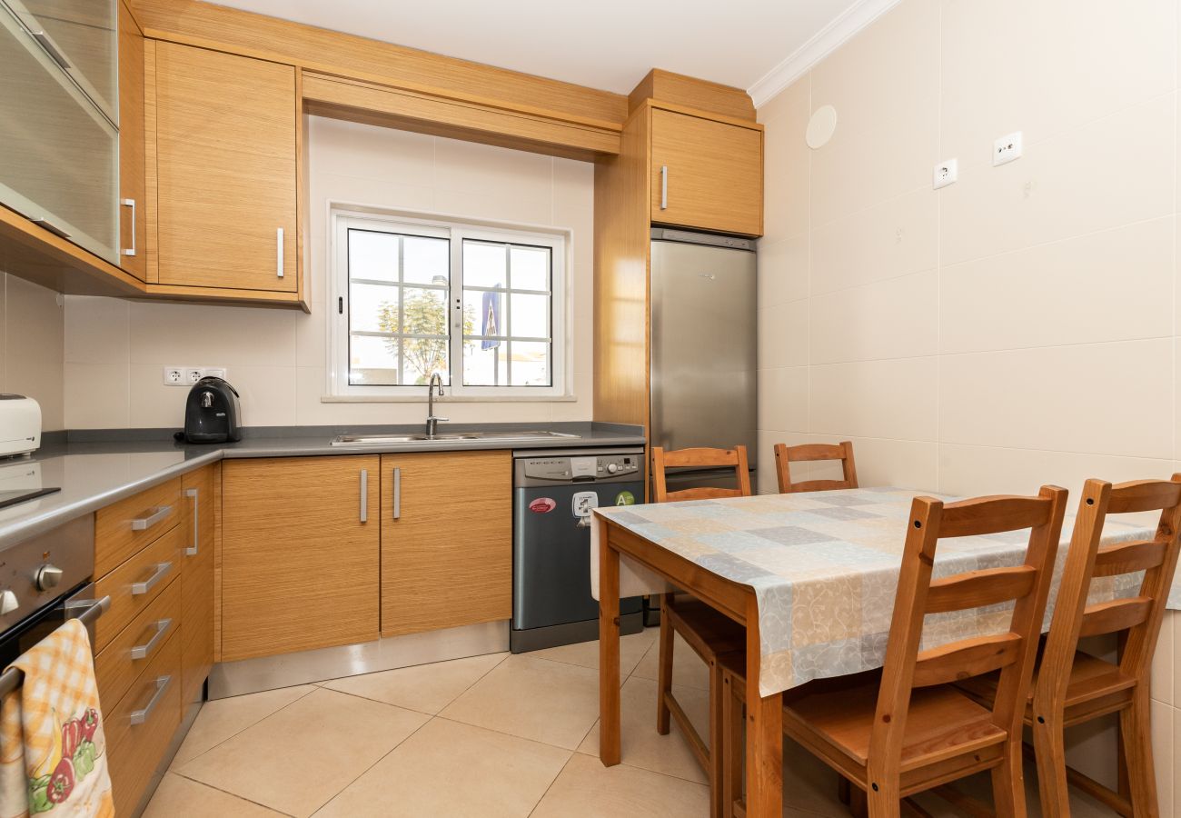 Townhouse in Manta Rota - 4 bedroom villa with patio by AlgarveManta (2V4)