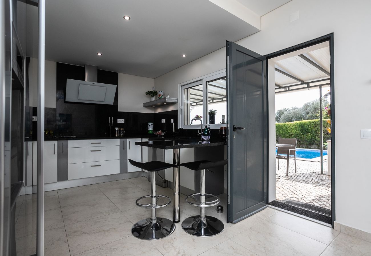 Villa in Altura - Charming Villa with Private Pool (4V4)