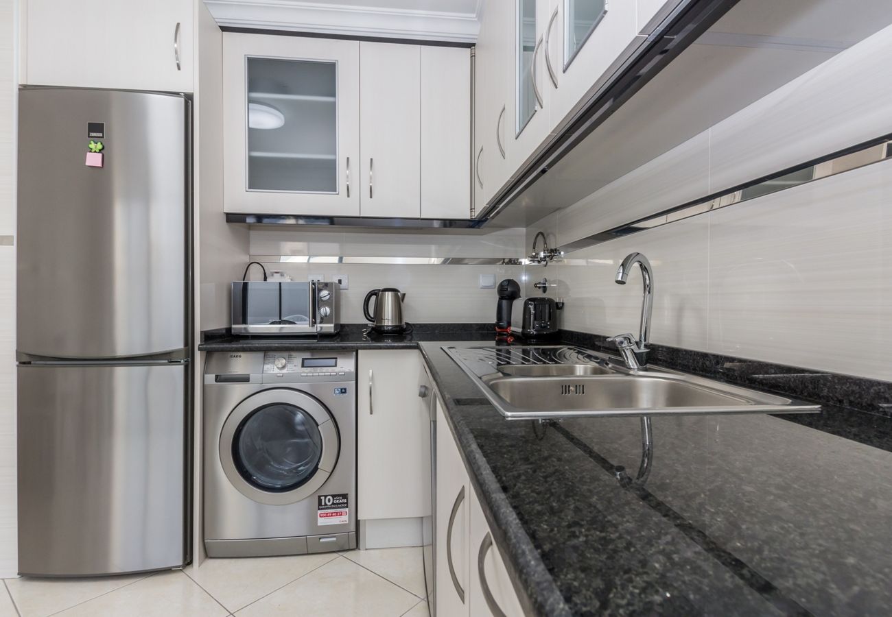 Apartamento en Manta Rota - T2 en condominio con piscina y WIFI by AlgarveManta (13T2)