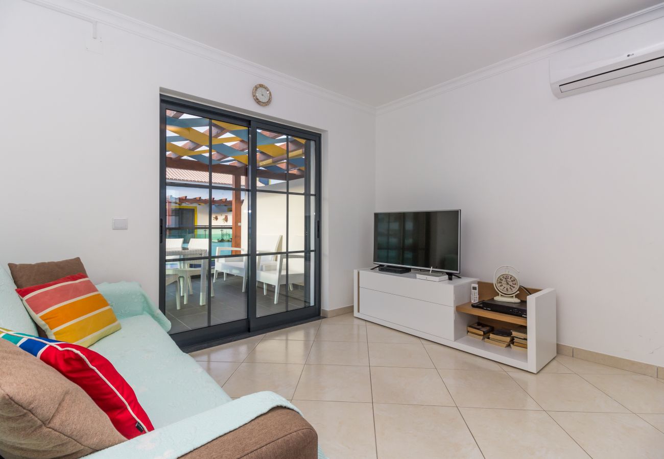 Apartamento en Manta Rota - Apartamento de 3 habitaciones en condominio con piscina y WIFI by AlgarveManta (3T3)