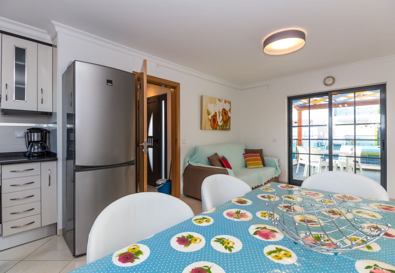 Apartamento en Manta Rota - Apartamento de 3 habitaciones en condominio con piscina y WIFI by AlgarveManta (3T3)