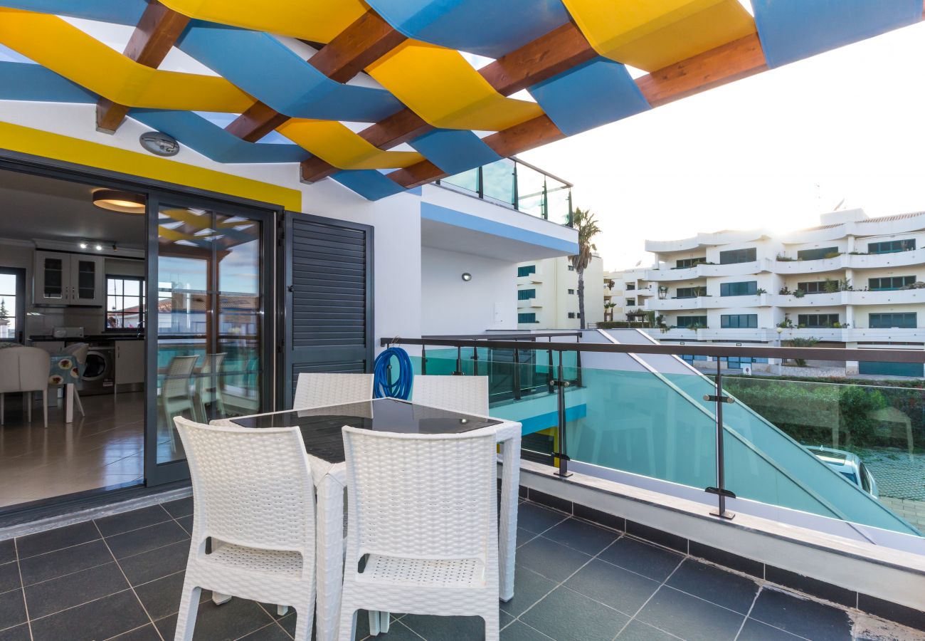 Apartamento en Manta Rota - Apartamento de 3 habitaciones en condominio con piscina y WIFI by AlgarveManta (3T3)