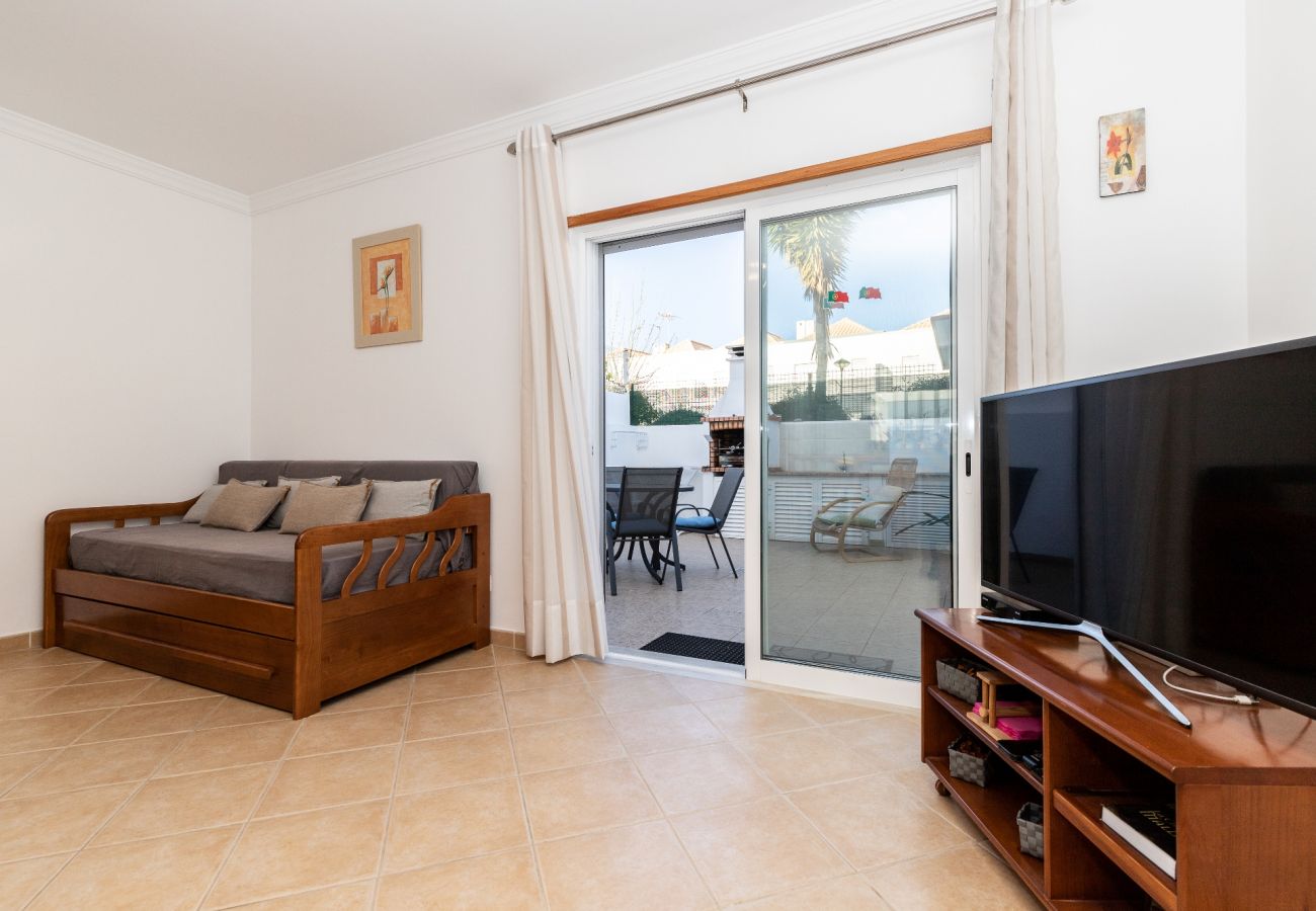 Casa adosada en Manta Rota - Vivienda con aparcamiento privado by AlgarveManta (3V2)